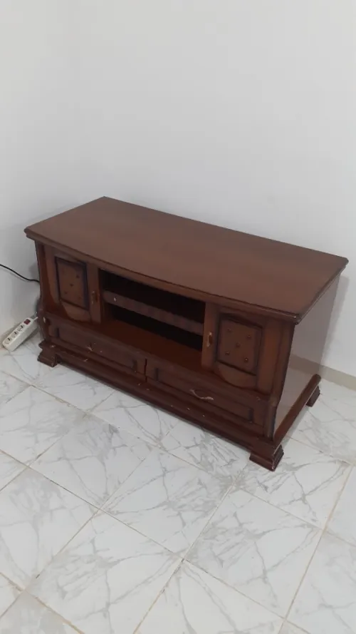 TABLE TV