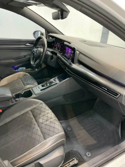 Volkswagen Golf 8 2021 R-Line