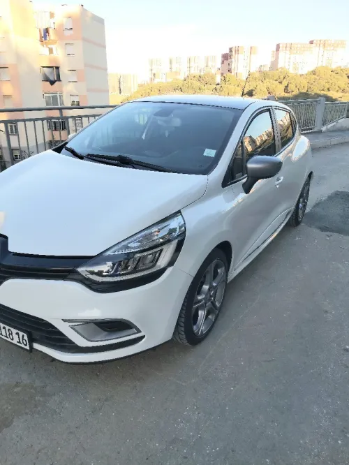Renault Clio 4 2018 GT Line +