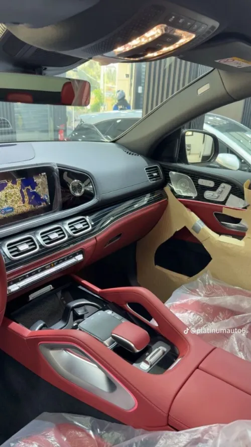 Mercedes GLE 2025 Factory