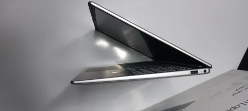 HP 15 I5-1235U