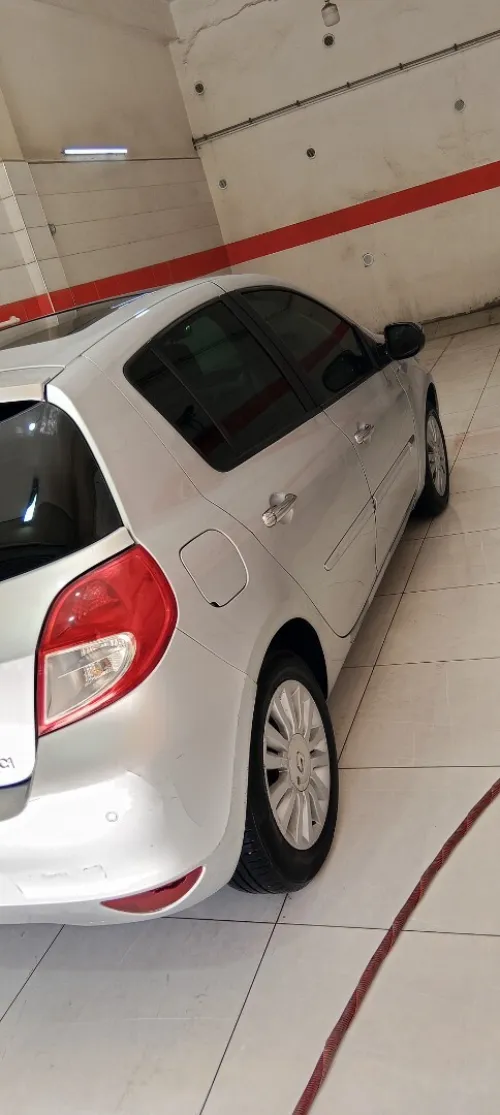 Renault Clio 3 2011 Night and Day