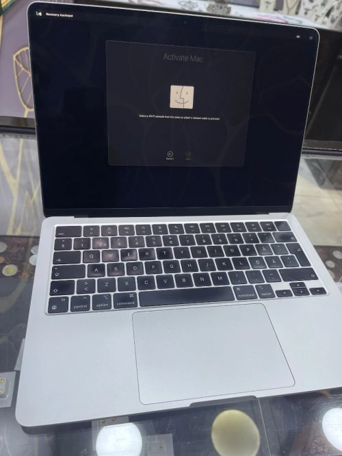 MacBook Air m2 2022 iCloud