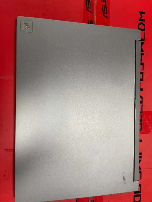 Acer Predator triton 500 Se I7