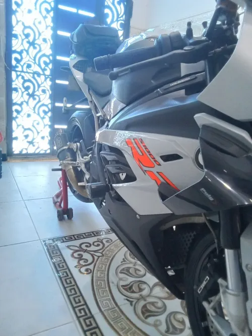 BMW S1000RR 2021