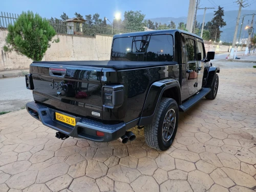 Jeep Gladiator 2021 Overland