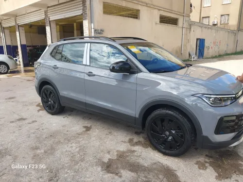 Volkswagen Tahru 2025 XR
