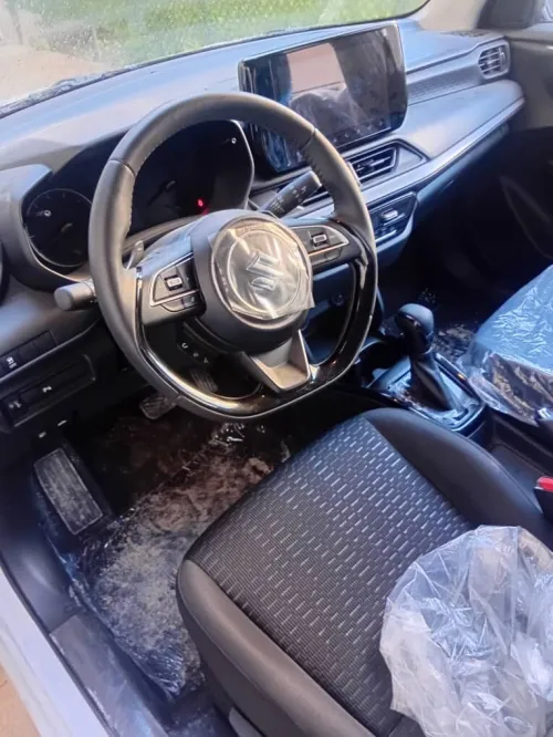 Suzuki Swift 2025 Monte Carlo white