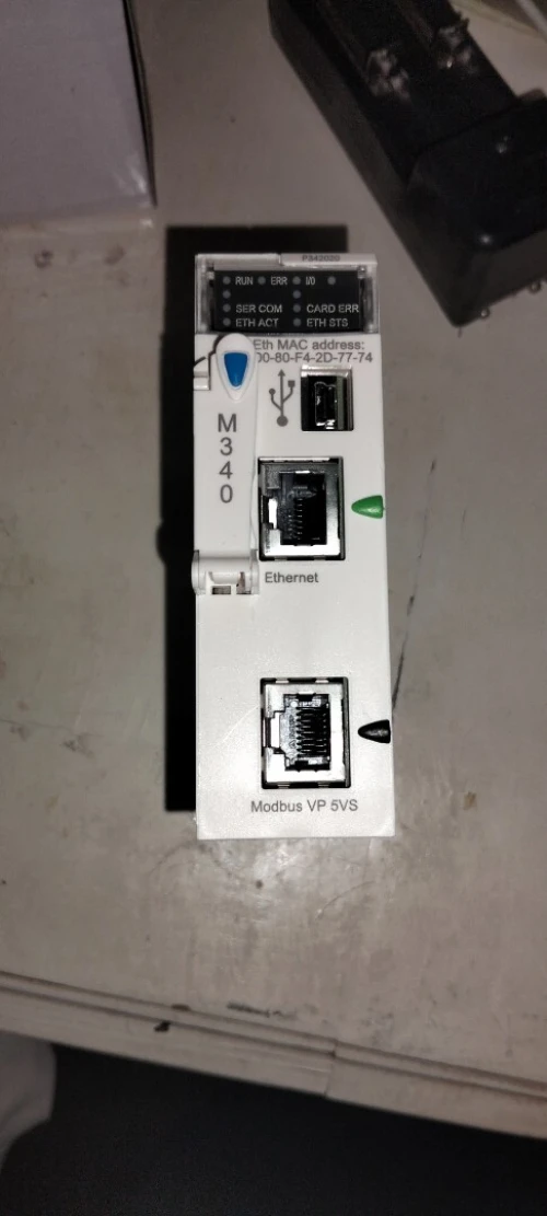 module processeur Modicon M340 de Schneider Electric, spécifiquement le modèle BMXP342