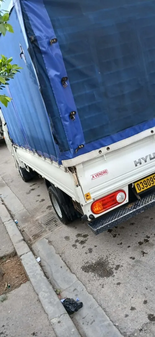 Hyundai H100 2011