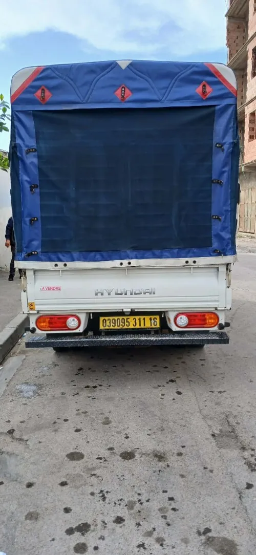 Hyundai H100 2011