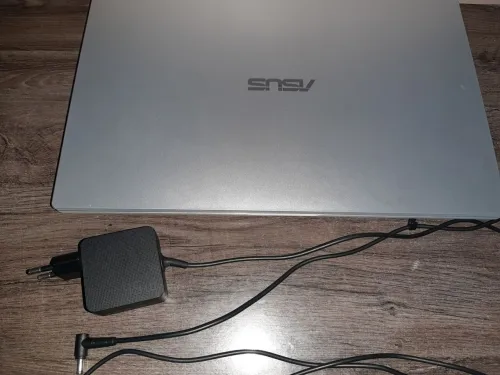Pc Portable ASUS VIVOBOOK X515E I3 11th 8GB 256GB SSD FHD 15.6" NEUF