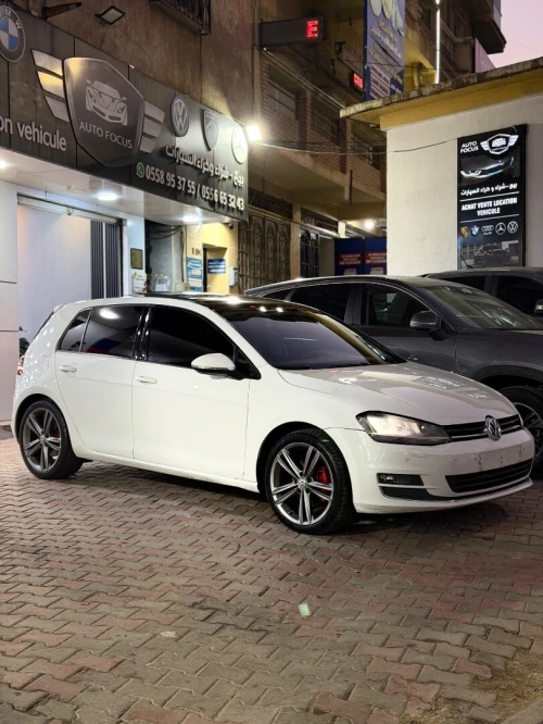 Volkswagen Golf 7 2017 Carat