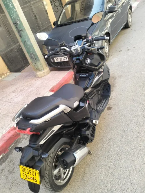 Sym Hussky adv 2024