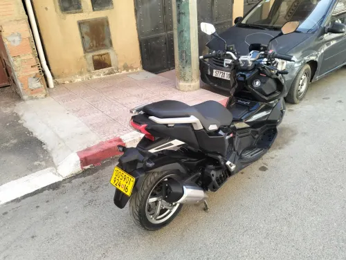 Sym Hussky adv 2024