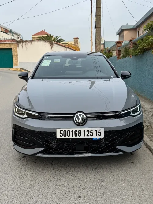 Volkswagen Golf 8.5 2025 Black édition