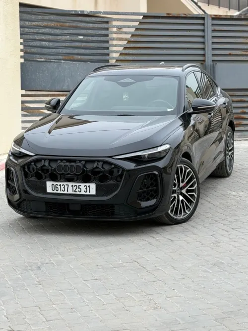 Audi Q5 2025 Quattro full option