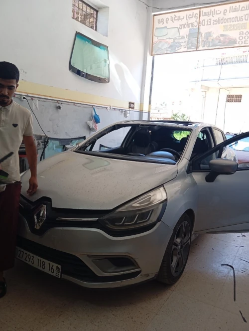 تركيب و بيع زجاج سقف السيارات 