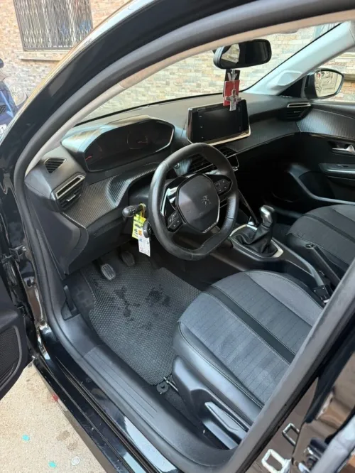 Peugeot 208 2023 Allure Pack