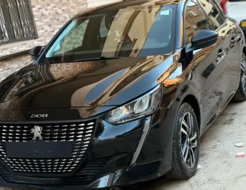 Peugeot 208 2023 Allure Pack