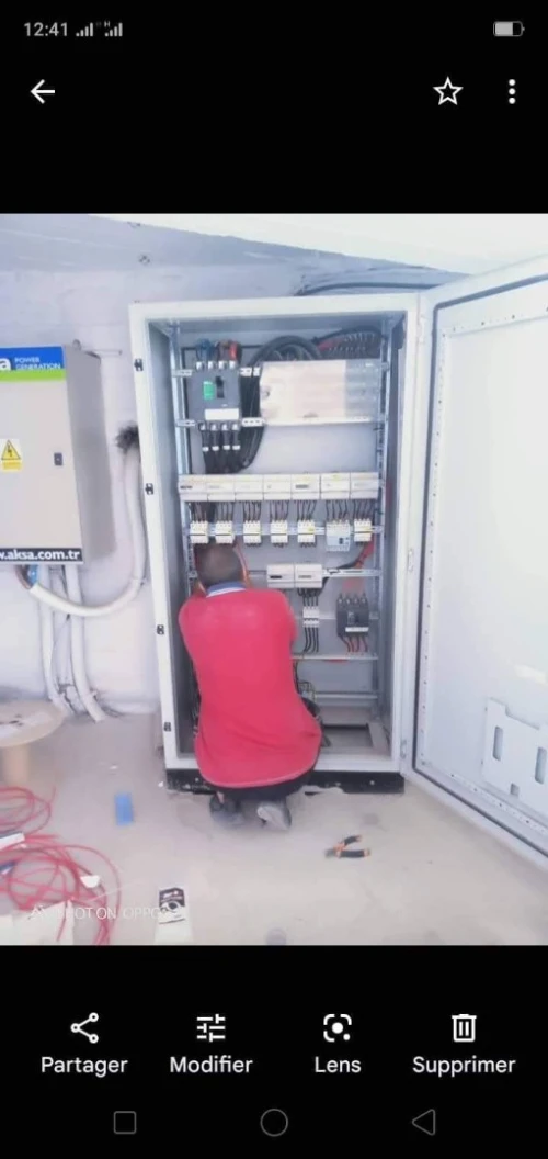  Électricien batiment