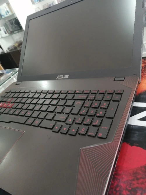 Pc portable Gaming ASUS i7-7700HQ+GTX 1050
