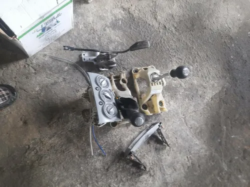 VEND PIÈCES ACCENTS RB 2015