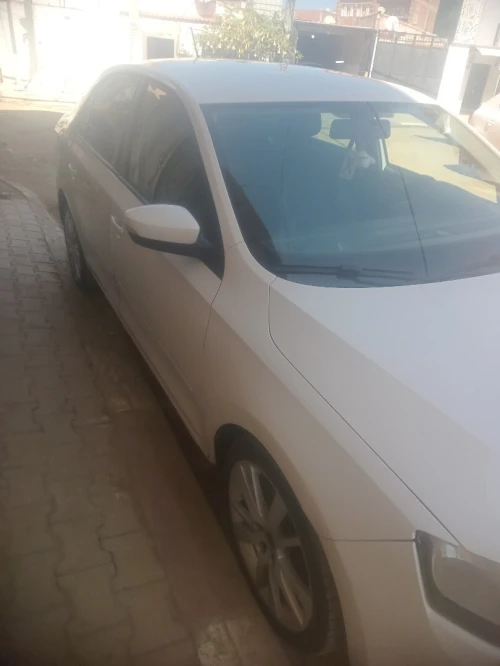 Skoda Rapid 2019 Ambition