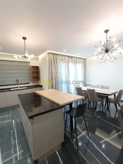 Location Appartement F3 Alger Hydra