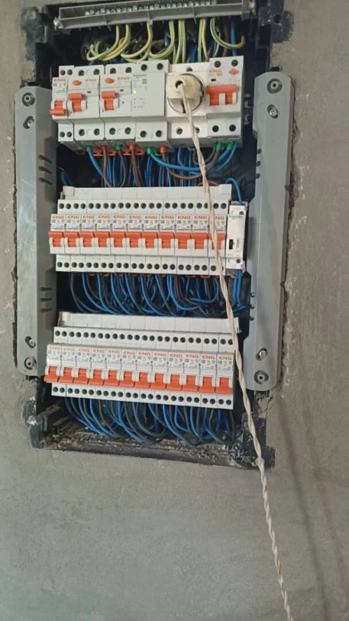 Électricien 