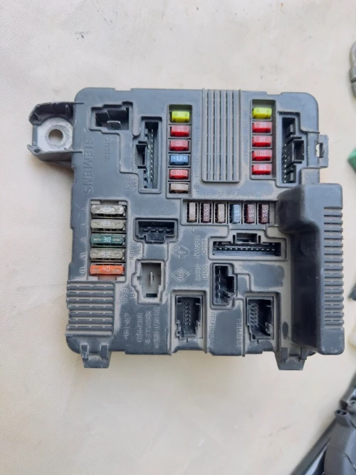Mémoire 1.9 dci