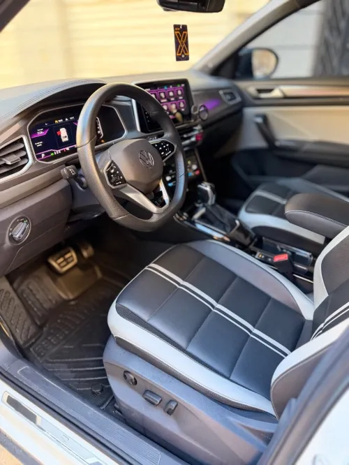 Volkswagen T-Roc 2024 R-Line 