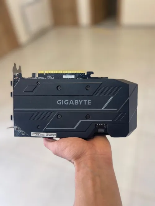 GTX 1660 Super PNY / Gigabyte