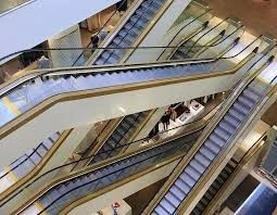 Escalateurs, Escalier mécanique