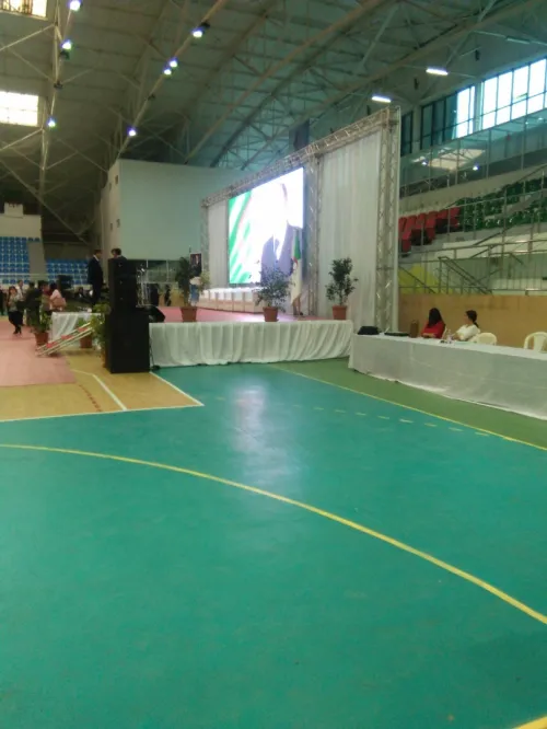location podium scéne