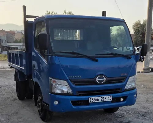 Hino 813 