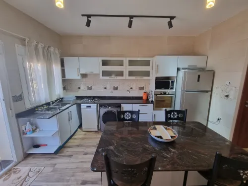 Location vacances Appartement F5 Mostaganem Mostaganem
