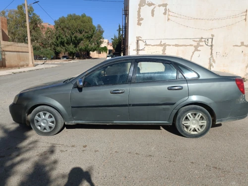 Chevrolet Optra 4 portes 2012 Optra 4 portes