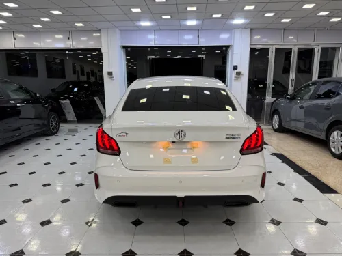 MG MG5 2026 