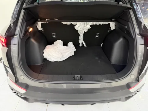 Geely Coolray 2025 