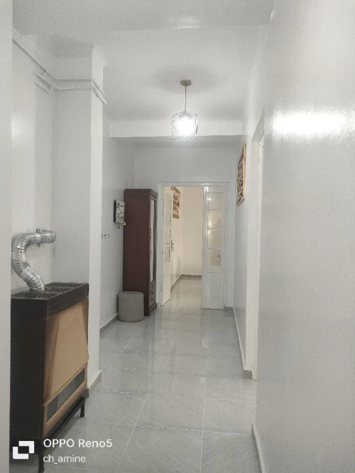 Location vacances Appartement F4 Mostaganem Mostaganem