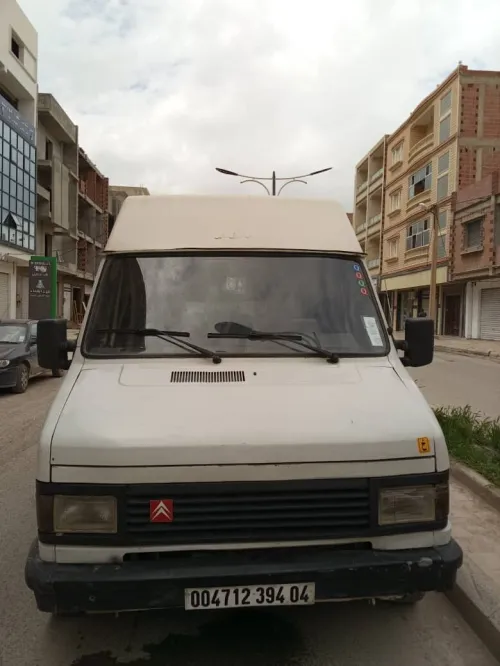 PEUJEOT J5 1994