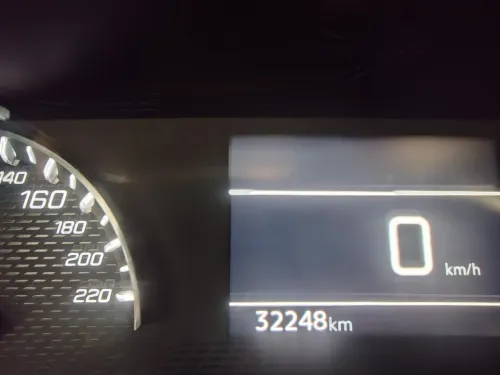Peugeot 208 2022 Allure