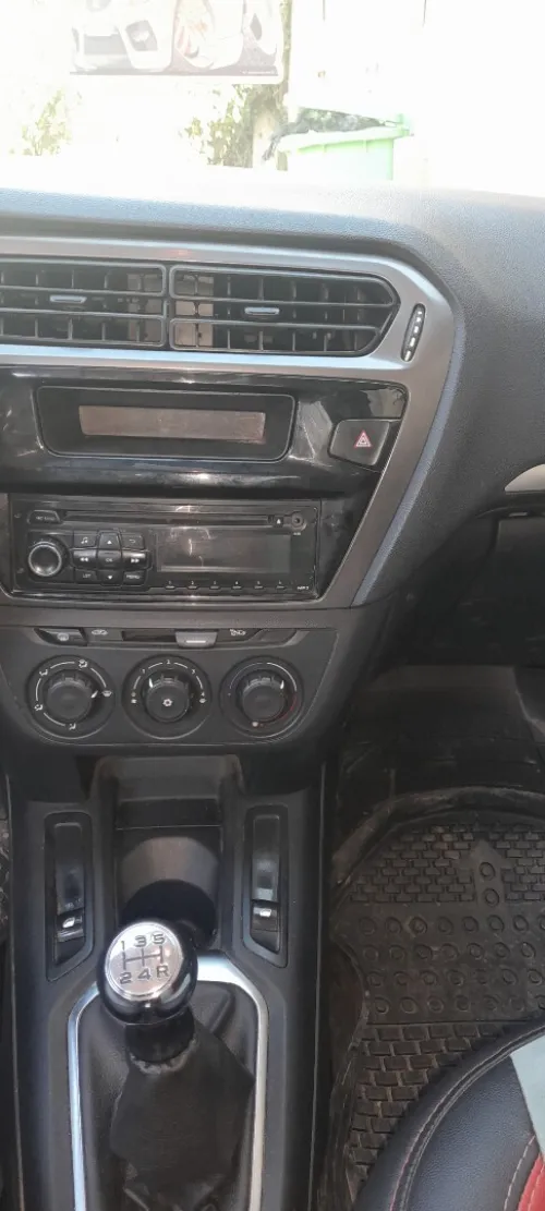 Peugeot 301 2013 Fennec