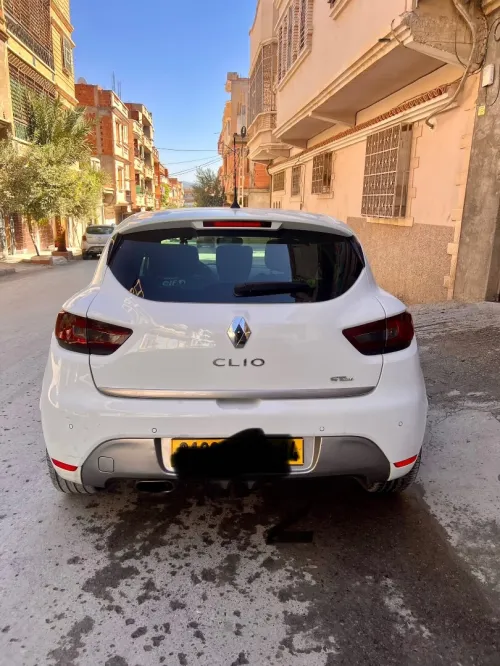 Renault Clio 4 2015 GT Line +