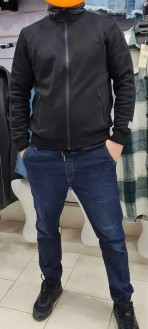 Lot des vêtements enfants femmes + de2200pieces hommes 