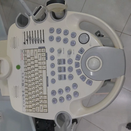 ECHOGRAPHE SONACE X6 MEDISON avec doppler