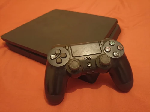 Ps4 slim