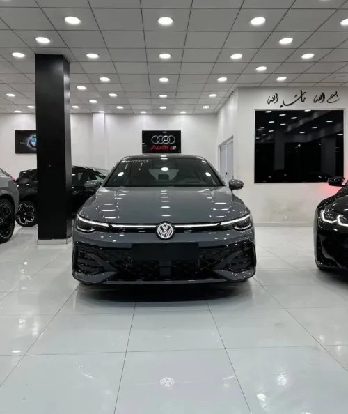 Volkswagen Golf 8.5 2025 R-line