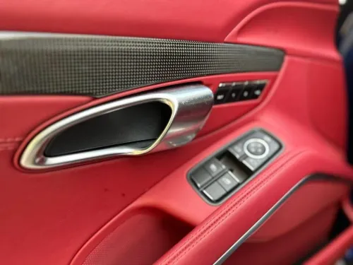 Porsche Boxster 2025 718